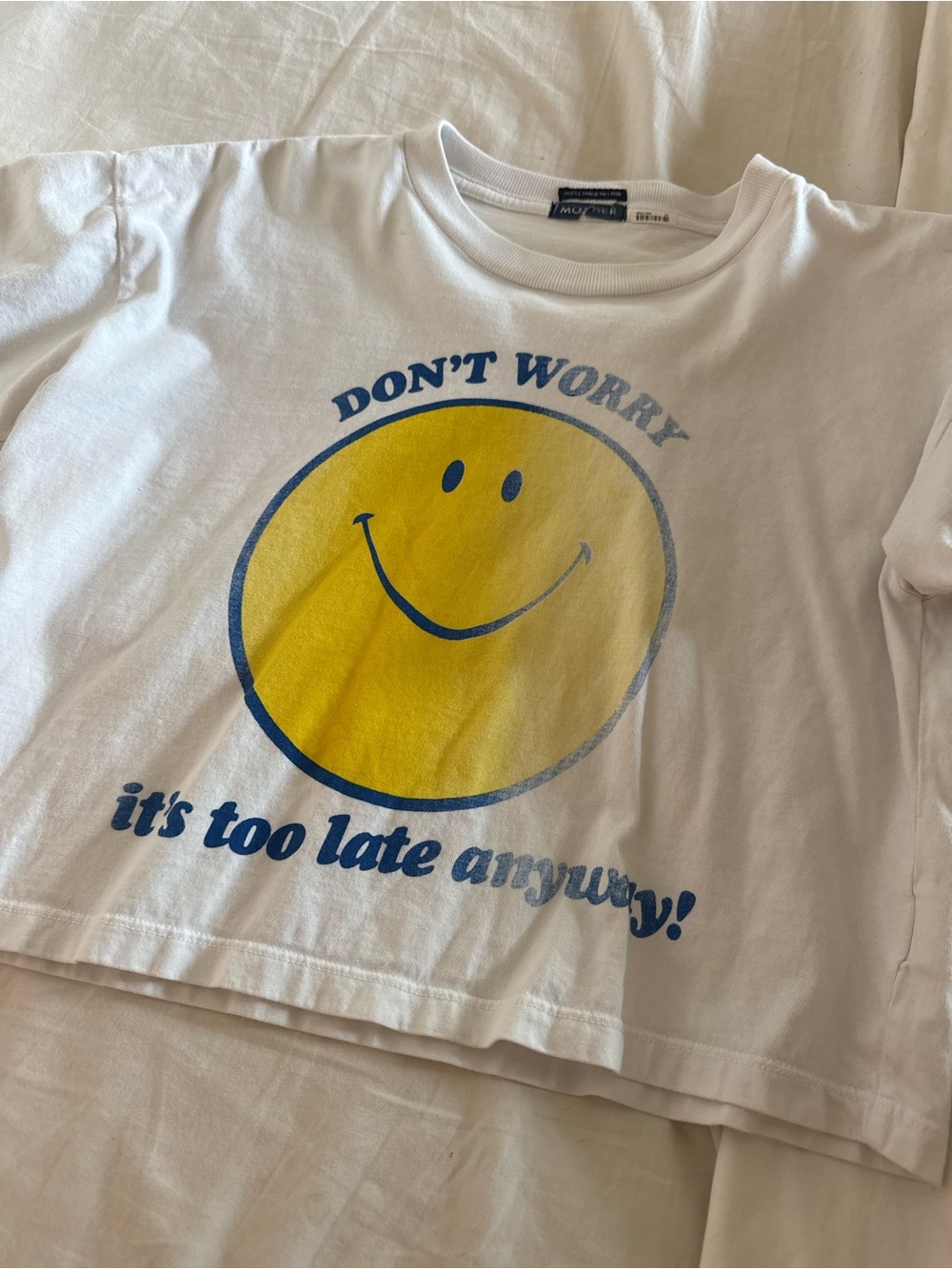 Daydreamer White Tee with Yellow Smiley & Blue Text